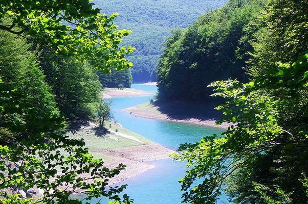 Pantano de Irabia